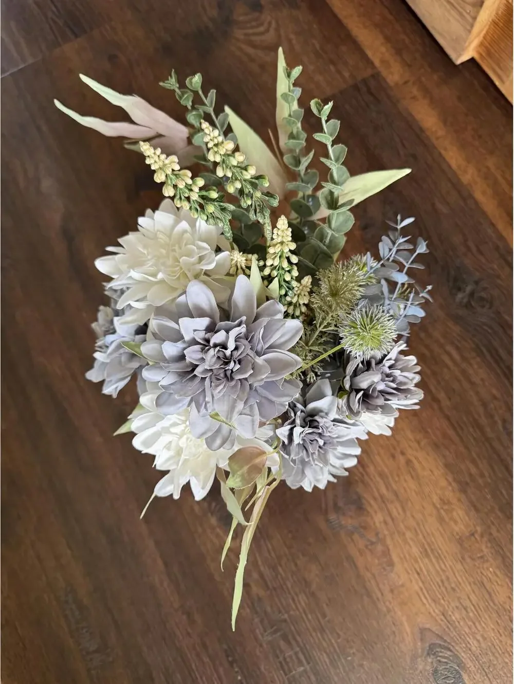 Primrue | Blue & White Faux Flowers in Glass Vase | NWOT | 1065